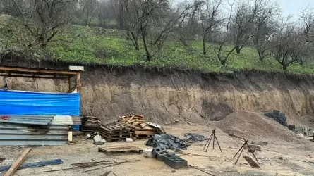 Алматыда сазды лай көшкінінің болуына заңсыз салынған құрылыс себеп болған