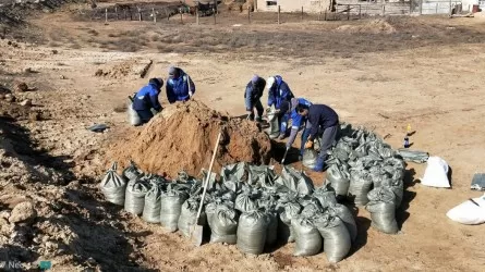 Ликвидация последствий паводков в Казахстане: какую помощь оказывают компании группы "Самрук-Казына"