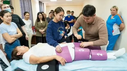 Инновационная технология для снижения материнской смертности начала масштабирование в Казахстане