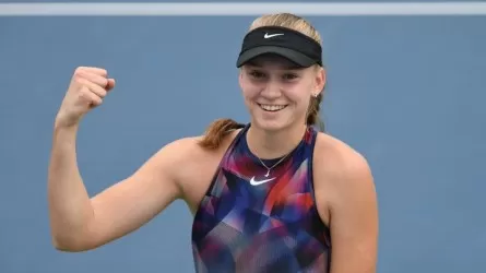 Рыбакина выиграла третий титул WTA в сезоне и электрокар Porsche 