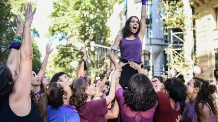 Аргентинские студенты включились в протесты против "шоковой терапии" 
