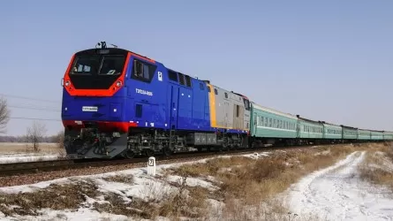 Дополнительный поезд отправится из Алматы на запад 