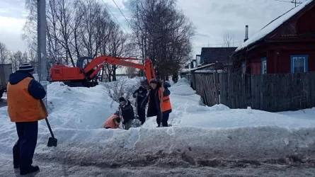 Более 2 тыс. спасателей задействованы в борьбе с последствиями паводков в Костанайской области