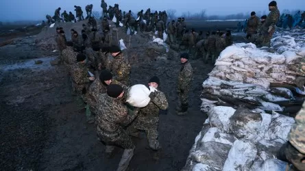 В СКО укрепляют дамбы на случай перелива реки Есиль