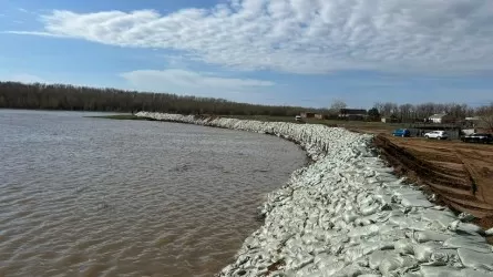 Какую помощь окажет государство казахстанцам, пострадавшим от паводков