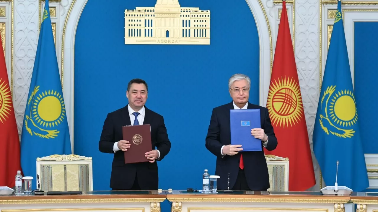 Қазақстан мен Қырғызстан президенттері 7 құжатқа қол қойды