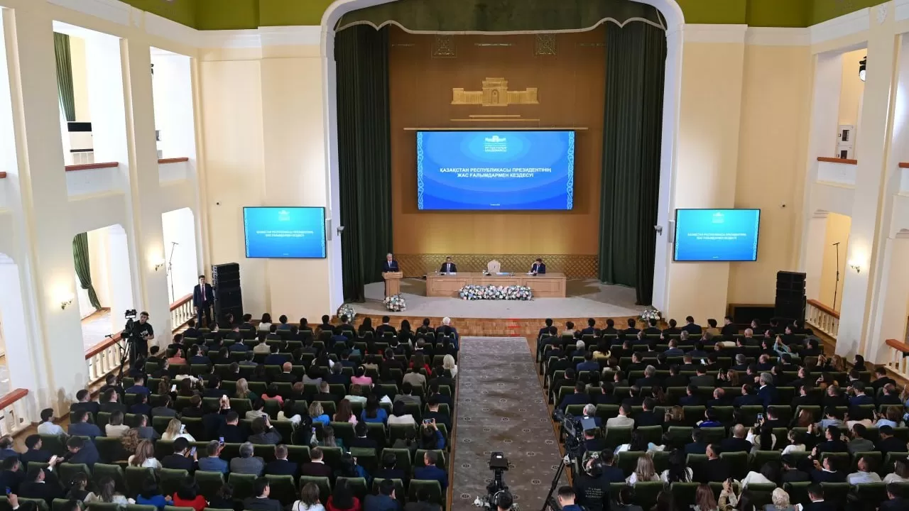 Токаев: Нам необходимо войти в число ведущих, а не ведомых стран