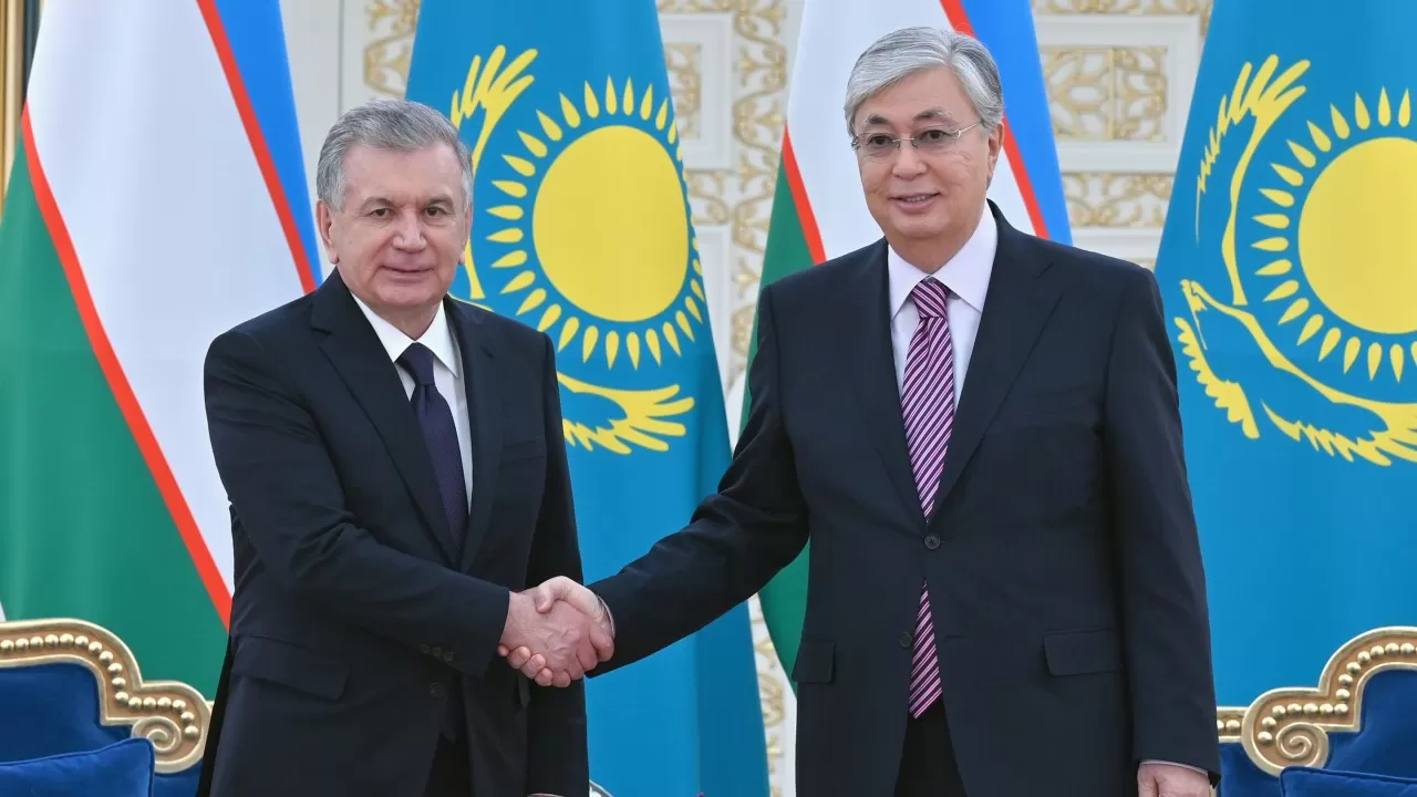 Өзбекстан Президенті Қасым-Жомарт Тоқаевты туған күнімен құттықтады