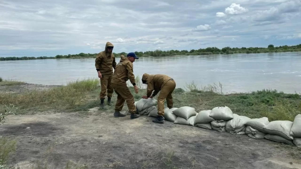 В Восточном Казахстане продолжают готовиться к паводкам