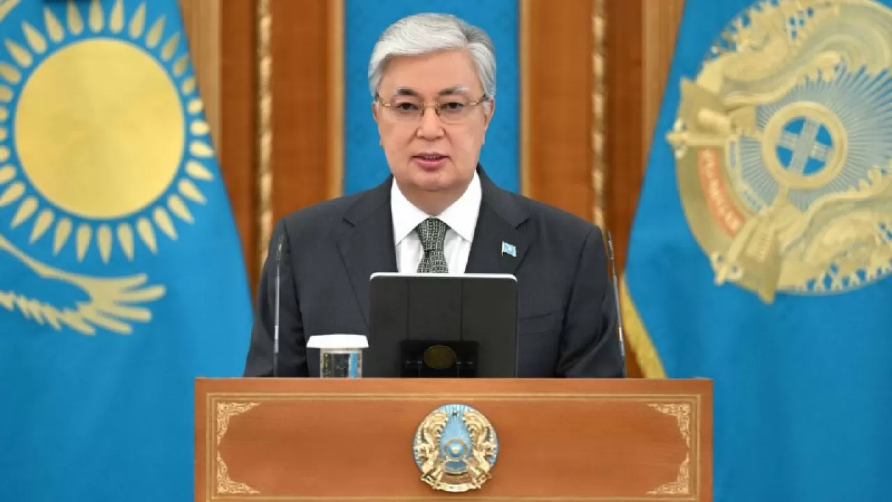 Президент Мәдениет және өнер қызметкерлері күнімен құттықтады 
