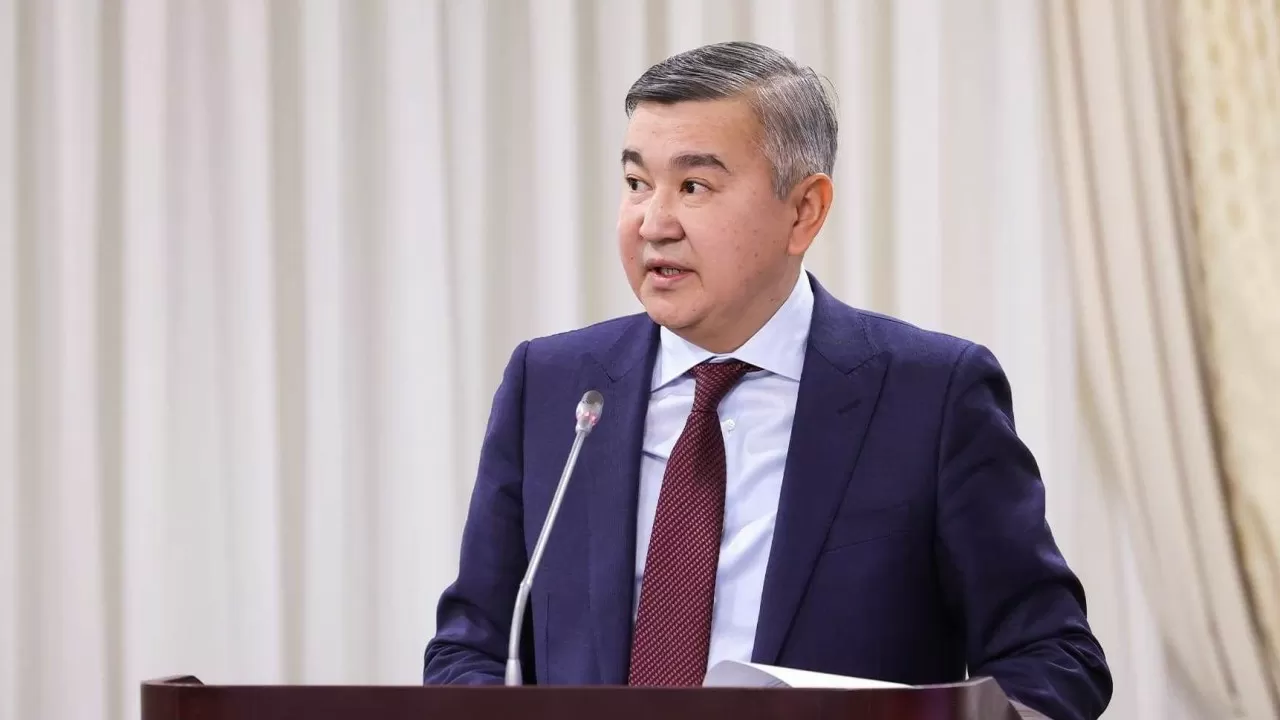 Бектенов поздравил православных казахстанцев с Пасхой