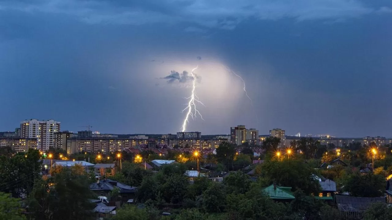22 мамырда еліміздің 14 өңірінде қолайсыз ауа райына байланысты ескерту жасалды 