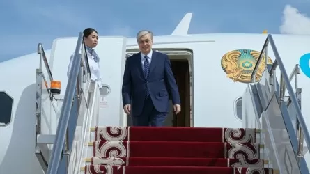 Токаев собирается посетить Сингапур
