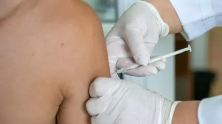 Вирус папилломы человека: могут ли начать иммунизацию мальчиков в Казахстане