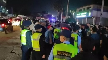 Протест против иностранцев: в Бишкеке ночью вспыхнули беспорядки