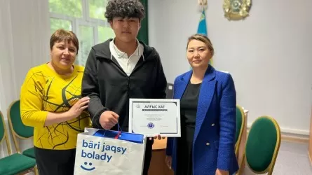 Бес жасар баланы құтқарып қалған оқушы мараптталды
