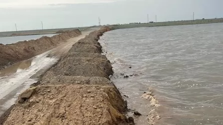 Эвакуация началась в селе Талдыколь Атырауской области