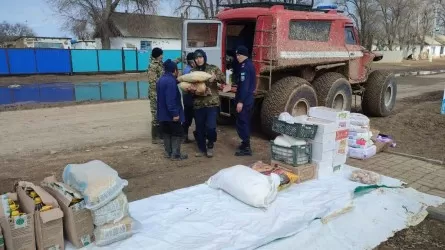 Астанадан су тасқынынан зардап шеккен өңірлерге гуманитарлық көмекті тоқтаусыз жөнелтіп жатыр 