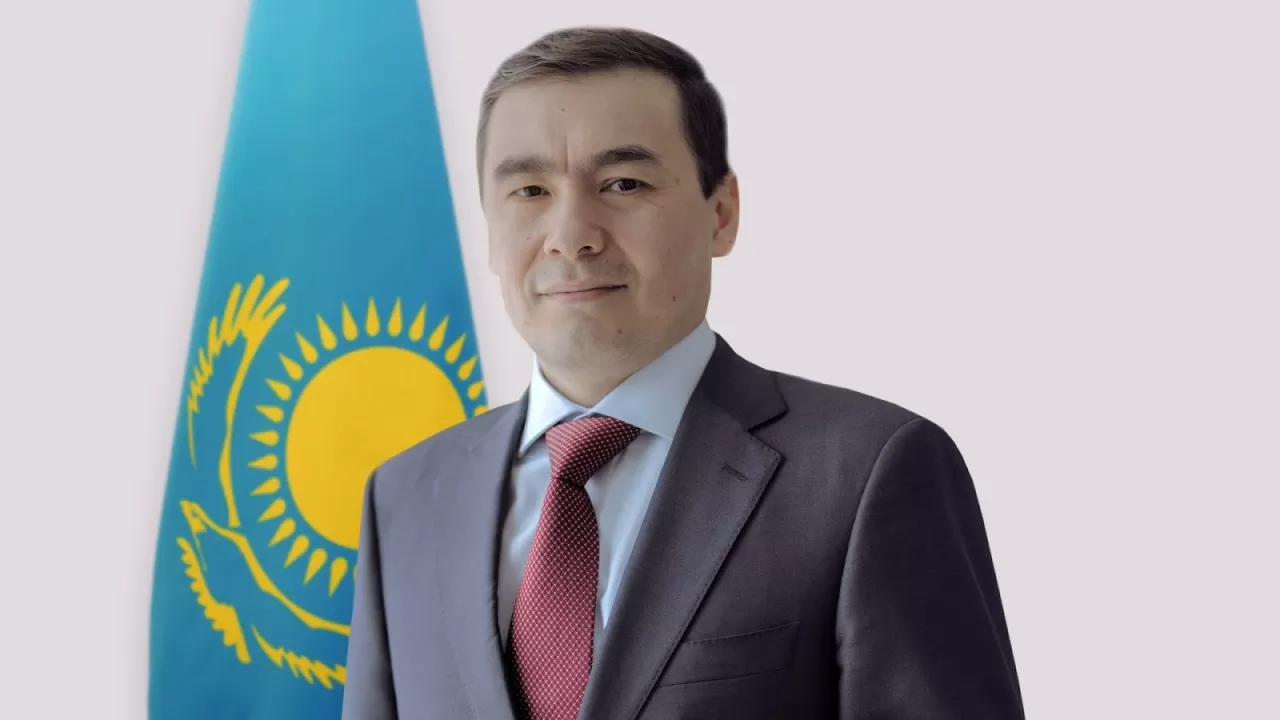 Досье: Касенов Арман Бакитжанович 