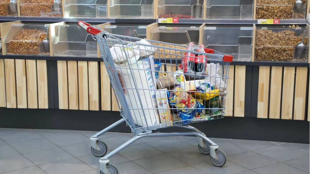 Главные причины дорогих продуктов в РК назвали экономисты