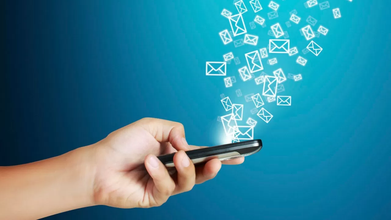 Казахстанцы теперь могут подписывать договоры с помощью SMS или отпечатков пальцев