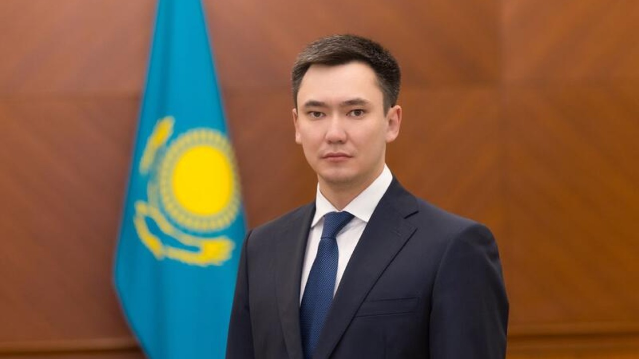 Досье: Каримов Азамат Кайратович 