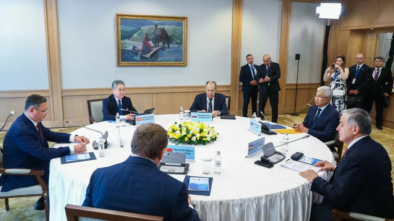 Что решат главы минобороны стран ОДКБ по использованию космоса