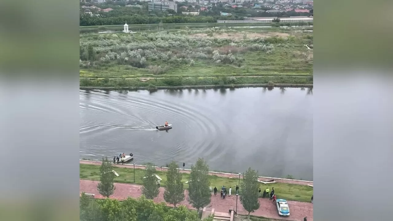 Астанада досымен өзенді кесіп өтуге бәстескен жас бала Есіл өзеніне батып, көз жұмды