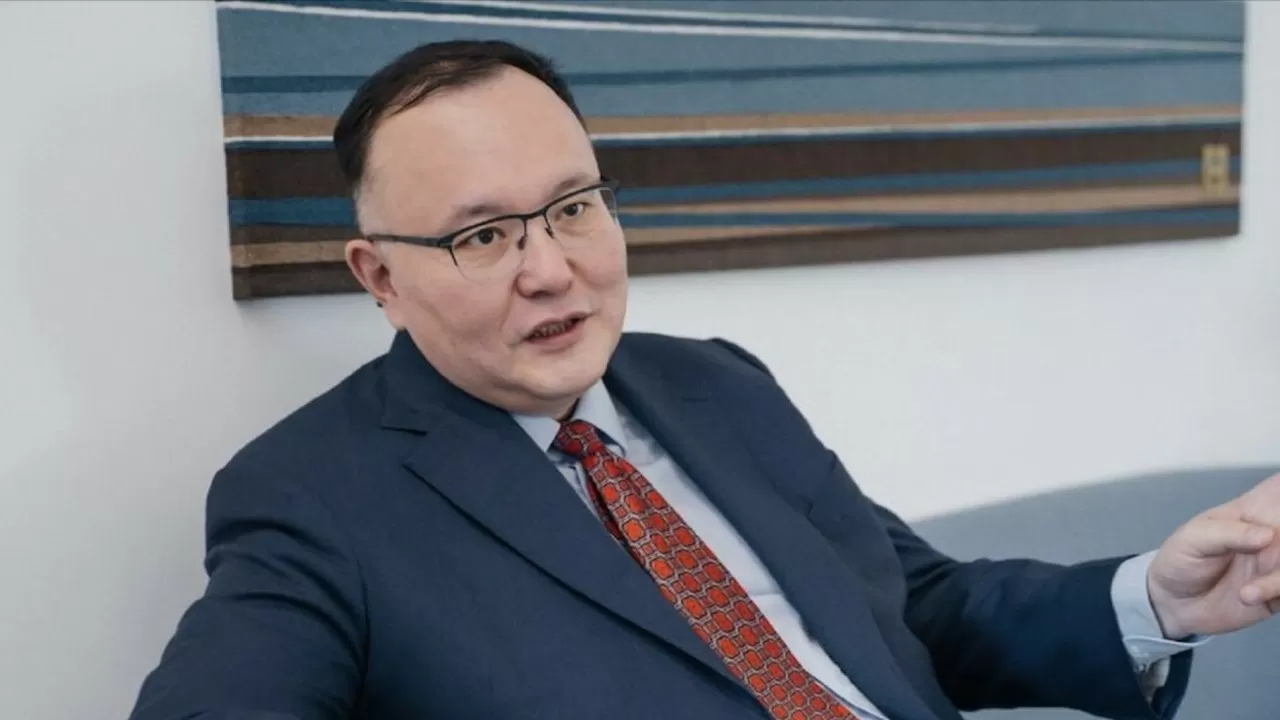 Досье: Есекеев Куанышбек Бакытбекович 