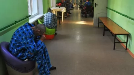 За попытку открыть гей-клуб в Пакистане мужчину отправили в "психушку"