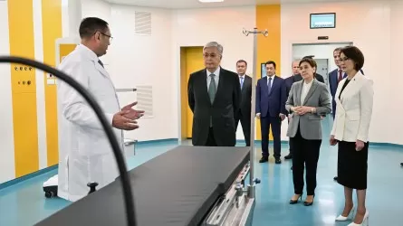 Президент Ұлттық шұғыл медицинаны үйлестіру орталығына барды