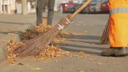 В РК изменят правила выдачи, продления и отзыва разрешения трудовому иммигранту
