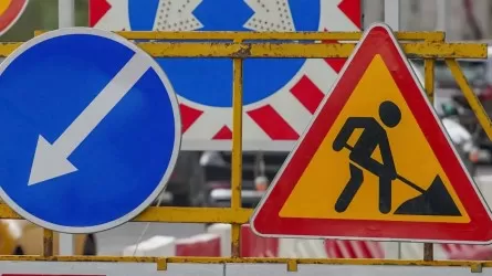 В Астане частично перекрыли один из проспектов