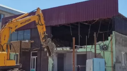 Алматы облысында заңсыз салынған нысан сүрілді