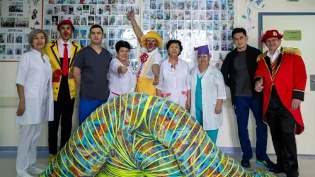 Астана: Международный фестиваль клоунов подарил праздник детям