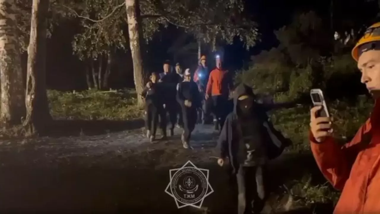 Талғарда лагерьде демалып жатқан 25 бала тауда адасып кетті
