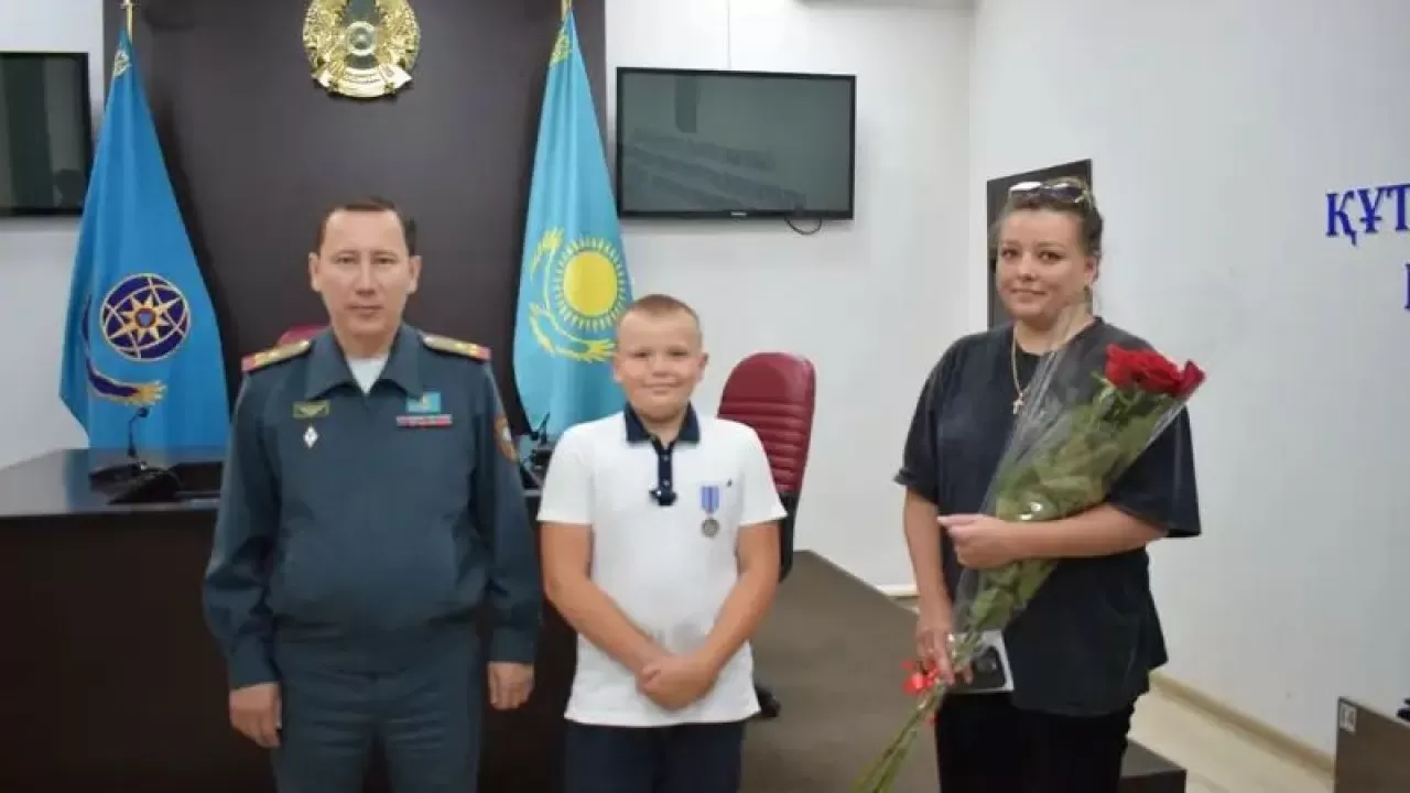 Көкшетауда 10 жастағы бала бір жасар інісін құтқарып қалды