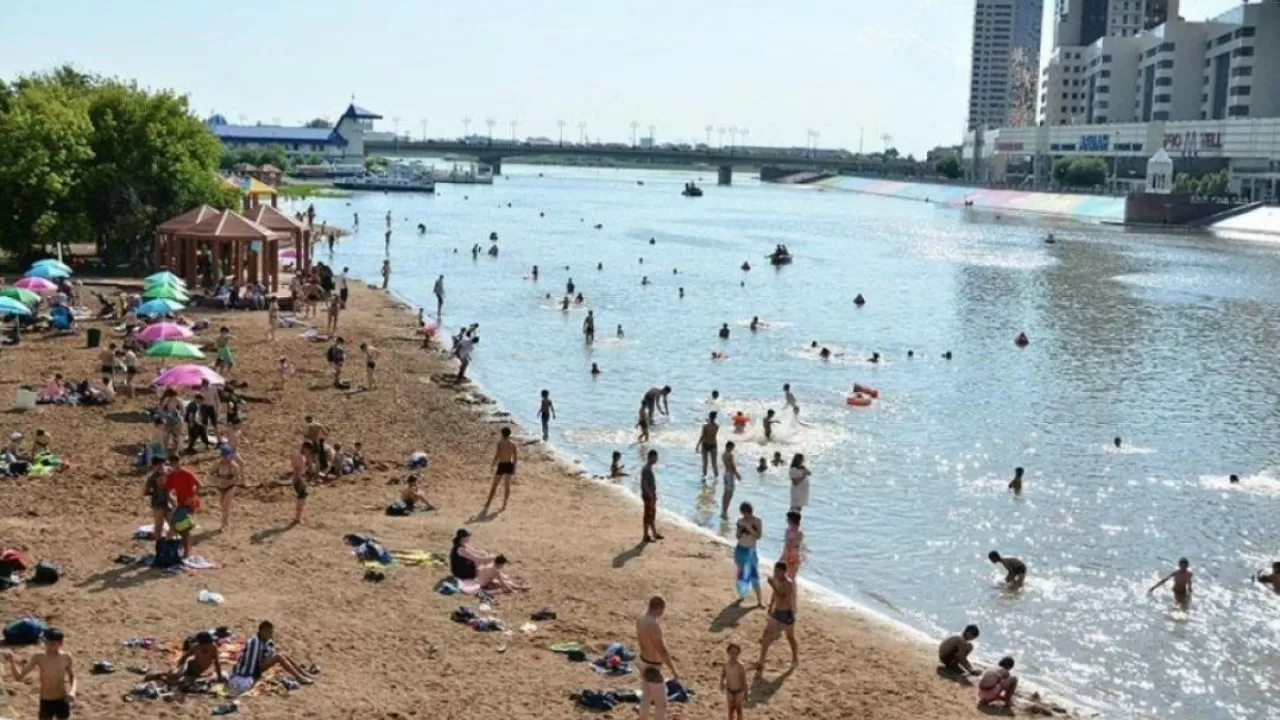 Астанчан штрафуют за купание в запрещенных местах: где можно, а где нельзя?  