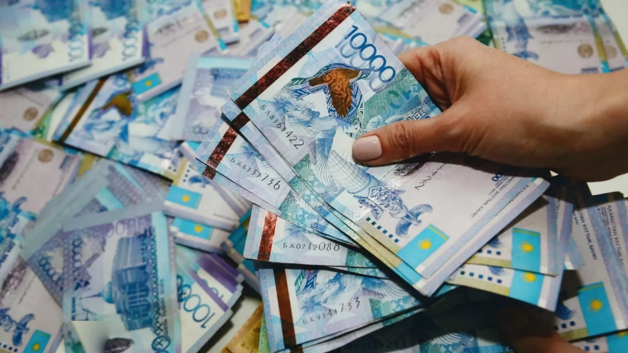 Экономист: Зейнетақы қоры – мемлекеттің жауапкершілігіндегі халықтың қаржысы
