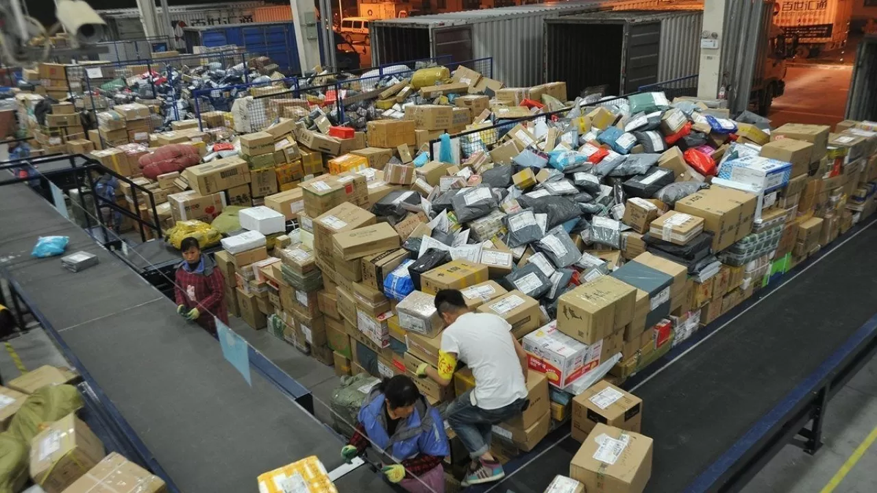Pinduoduo, Taobao, Poizon арқылы Қытайдан тауар алғызатындарға жаңа қатаң талап енгізілмек
