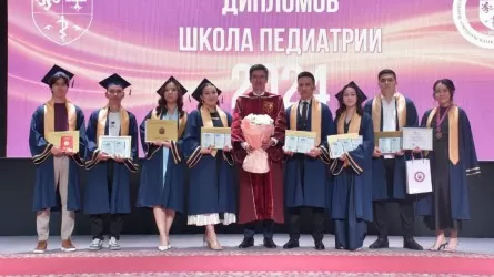 В КазНМУ впервые за 17 лет состоялся выпуск врачей-педиатров