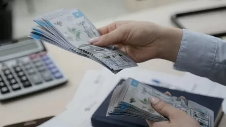 Ақтөбеде жұмыс орнынан қомақты ақша ұрлаған бухгалтер сотталды