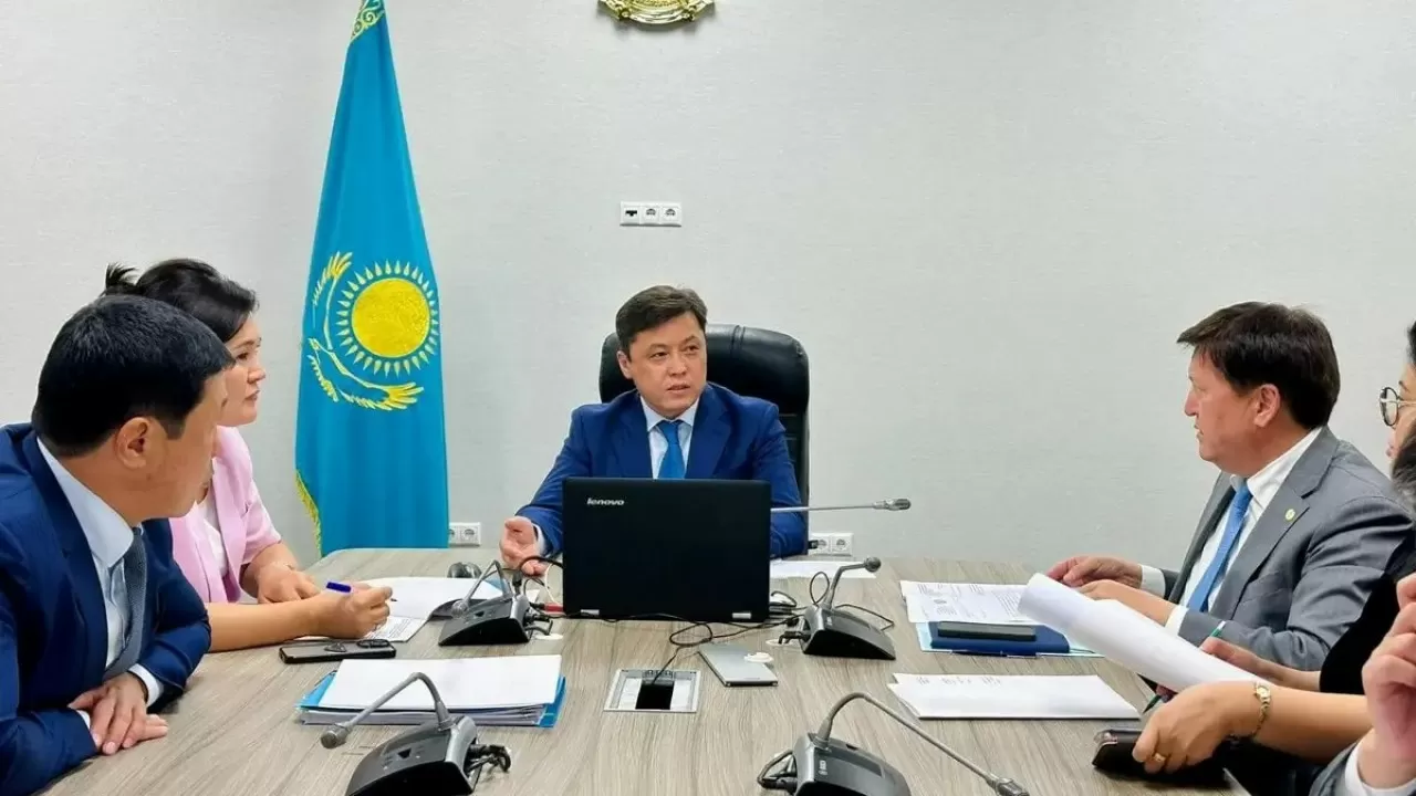 Түркістан облысында жергілікті бюджеттен грант иеленген түлектер өңірде 5 жыл қызмет етуі тиіс