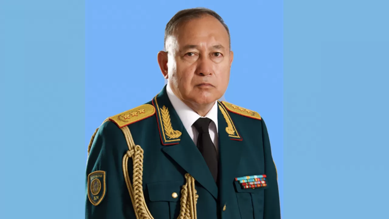 Токаев присвоил звание  "Халық қаһарманы" Сату Токпакбаеву 