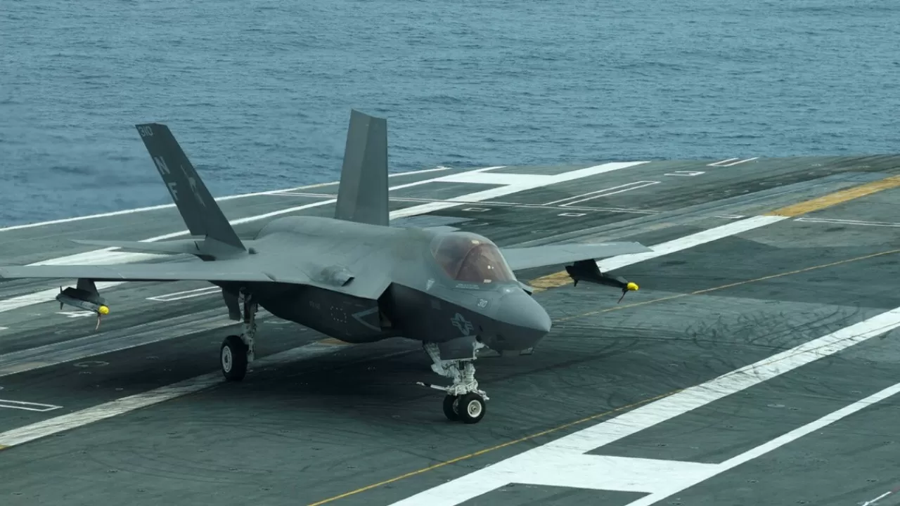 F-35 жойғыш ұшағы Эйлсон әуе базасында апатқа ұшырады 