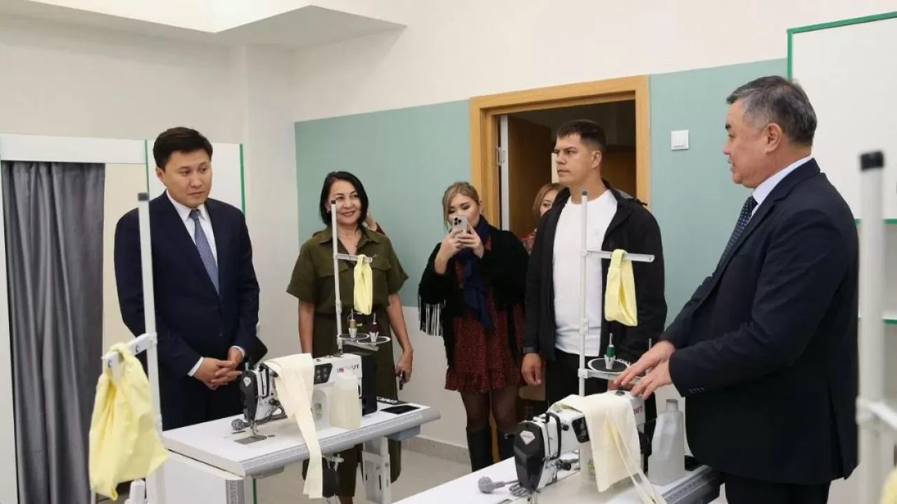 Сразу четыре новых школы открылись в Алматы