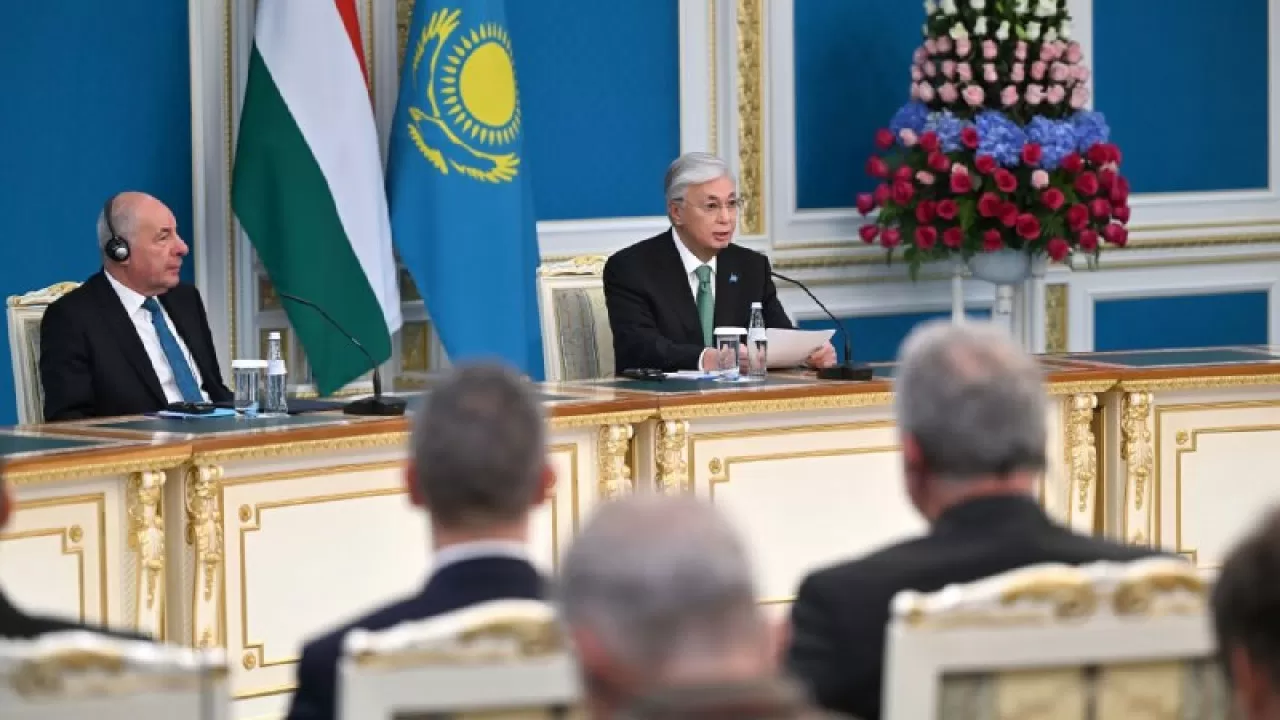 Токаев рассказал, что является золотым стержнем казахско-венгерских отношений