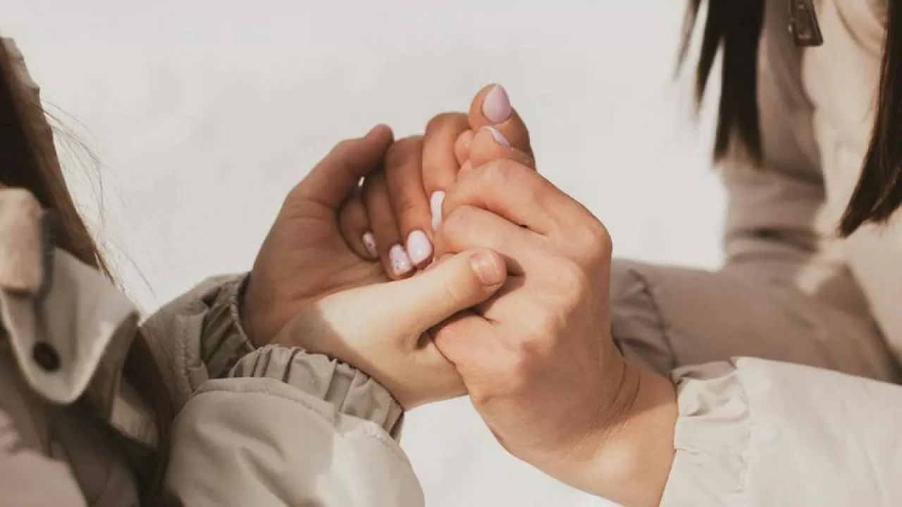 "Өкінішті жағдай": Оқу-ағарту министрі Ақтөбеде босанған оқушы туралы айтты