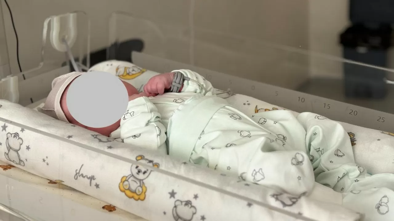 Қызылордада салмағы 6 келіден асатын алып бала дүниеге келді