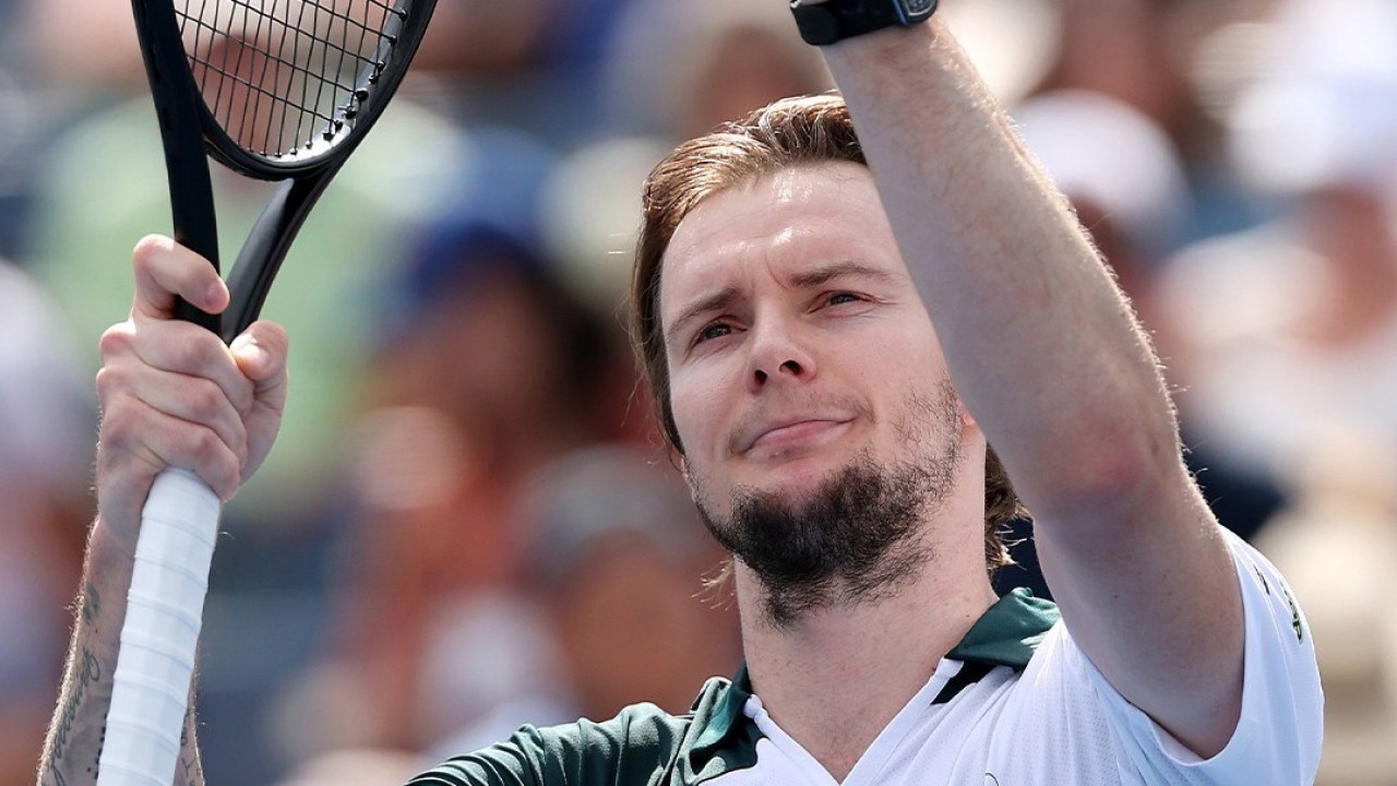 Бразилиялық карнавал көшедегі жалаңаш қыз Хардкор порно видеолар порталы